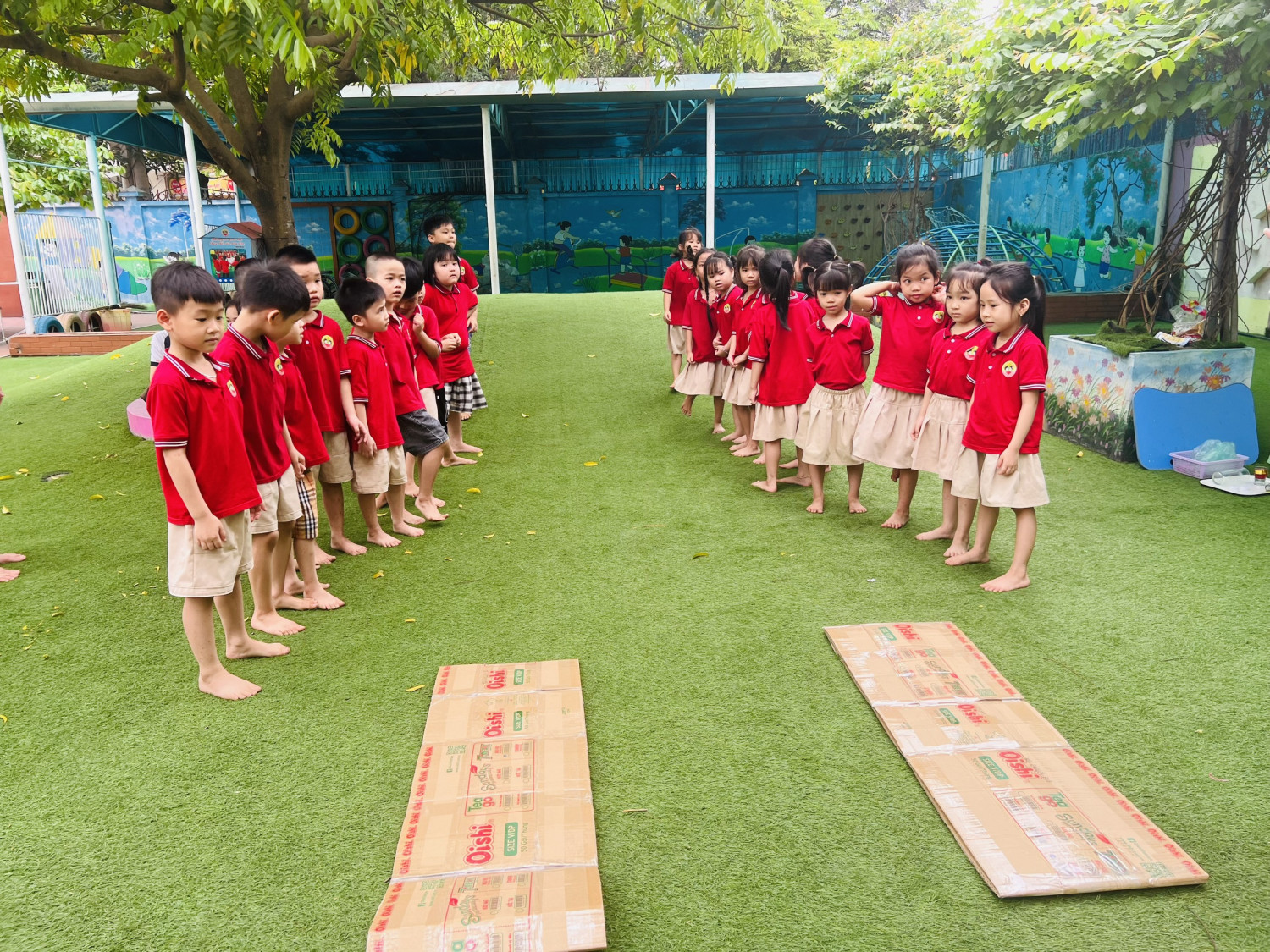 HOẠT ĐỘNG NGOÀI TRỜI LỚP MGL A2